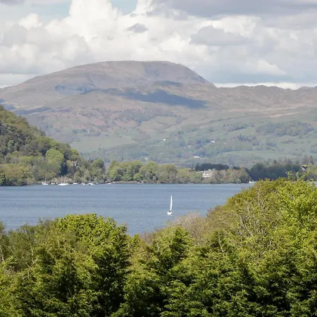 Apartment Helton Fell