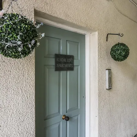 Apartment Helton Fell