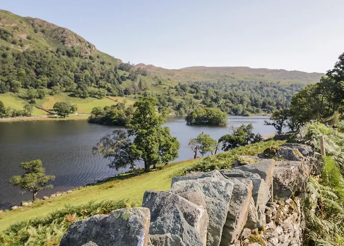 Apartment Helton Fell *