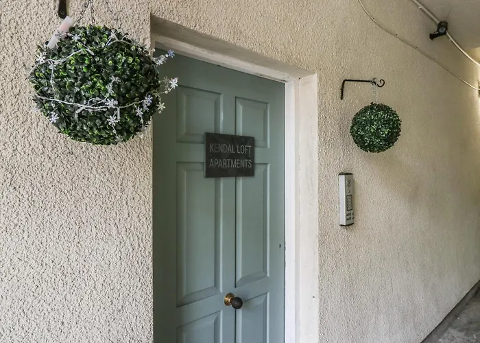 Apartment Helton Fell